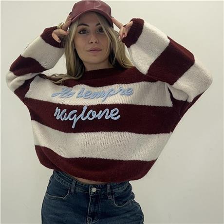 Maglione con ricamo HO SEMPRE RAGIONE